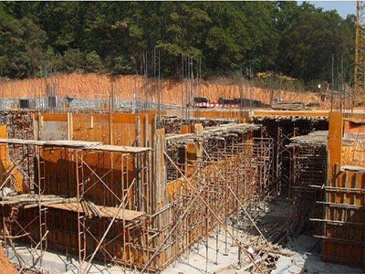 豪華別墅用建筑模板多少錢一平方？
