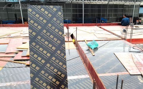 購買建筑模板去哪里？供應(yīng)建筑用木模板